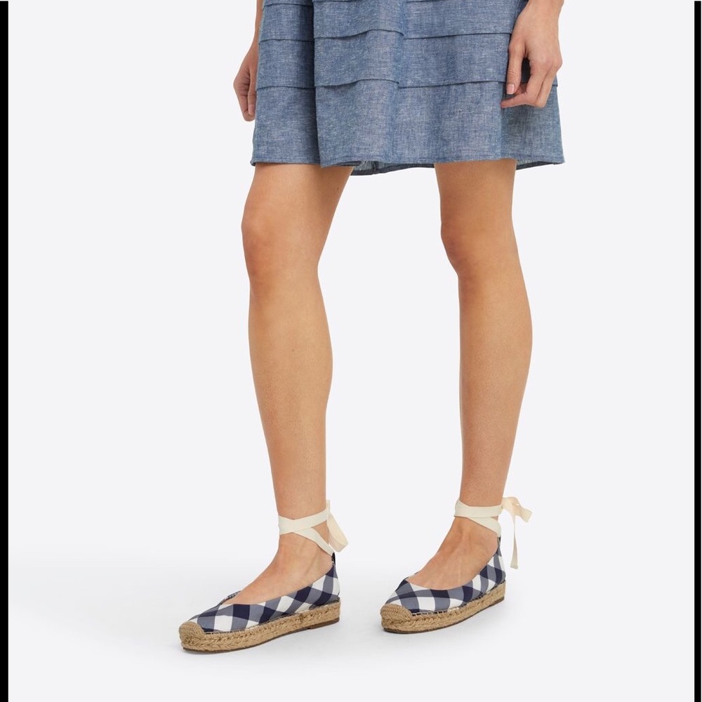 New Draper James Georgia Espadrilles in Navy Gingham Size 8 Retail $100